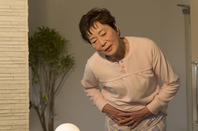 「夜中に何度もトイレへ…」年齢とともに増える腸のトラブルとは？